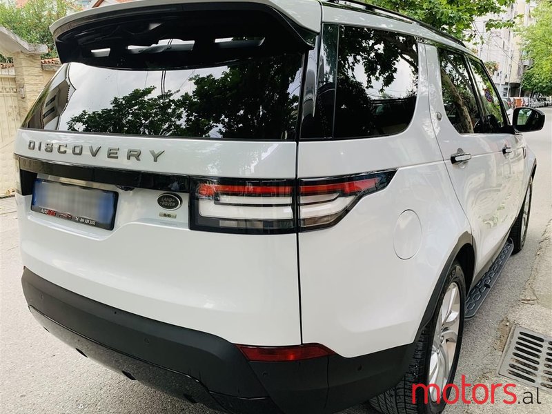 2017' Land Rover Discovery photo #5