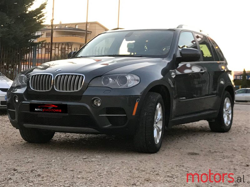 2011' BMW X5 photo #1