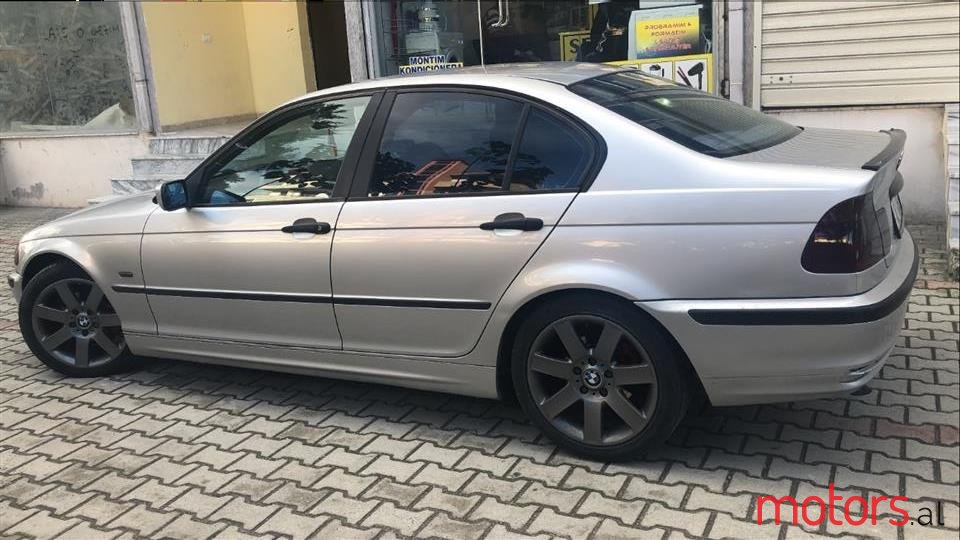 2000' BMW 320 photo #6