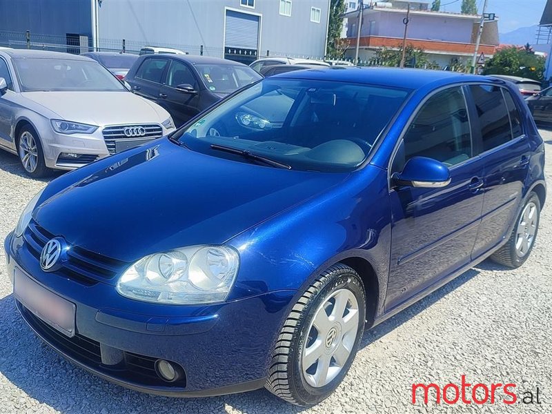 2008' Volkswagen Golf photo #1