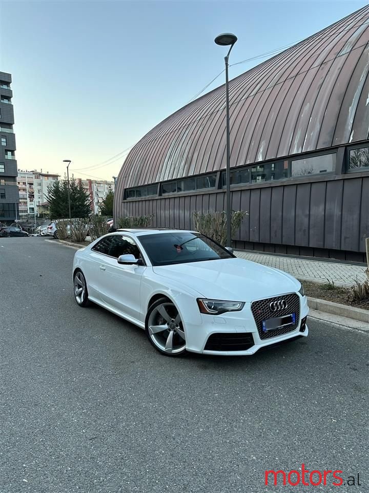 2011' Audi RS5 photo #2
