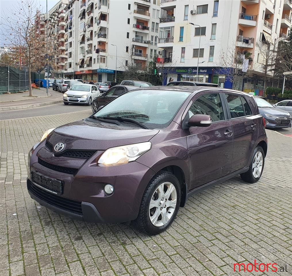 2009' Toyota Urban Cruiser photo #1