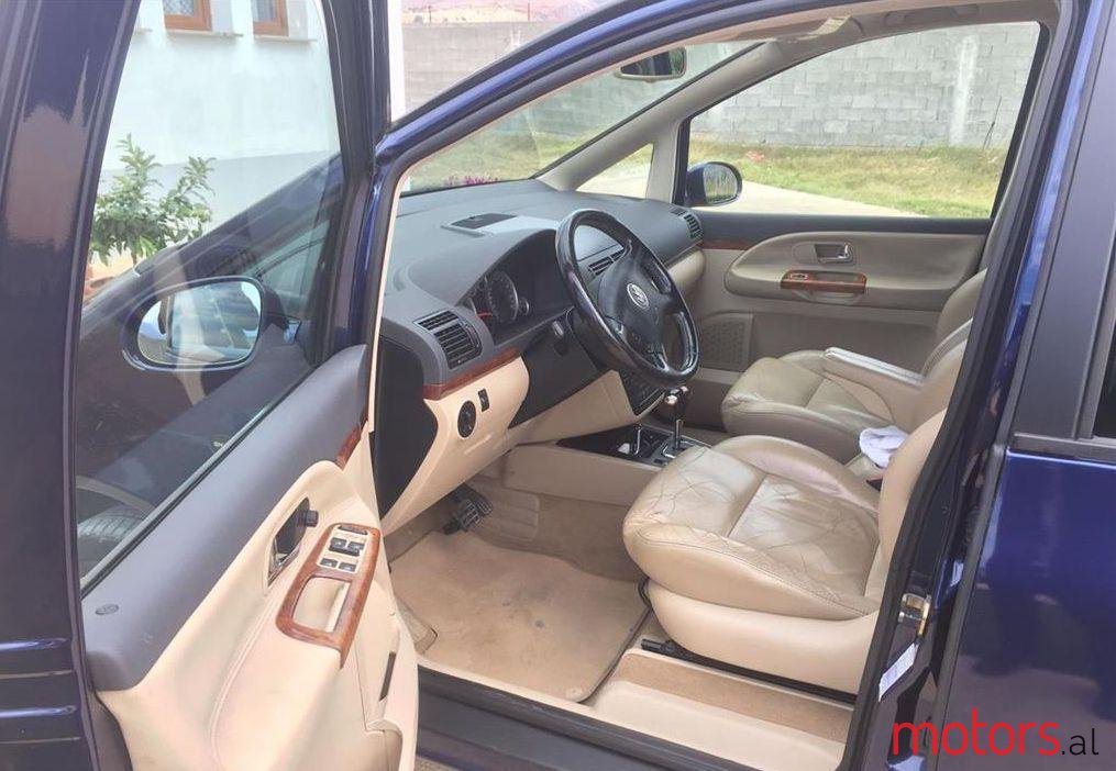 2005' Volkswagen Sharan photo #1