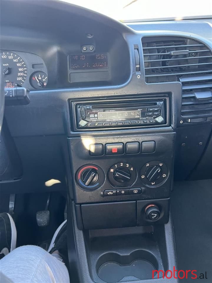 2000' Opel Zafira photo #5