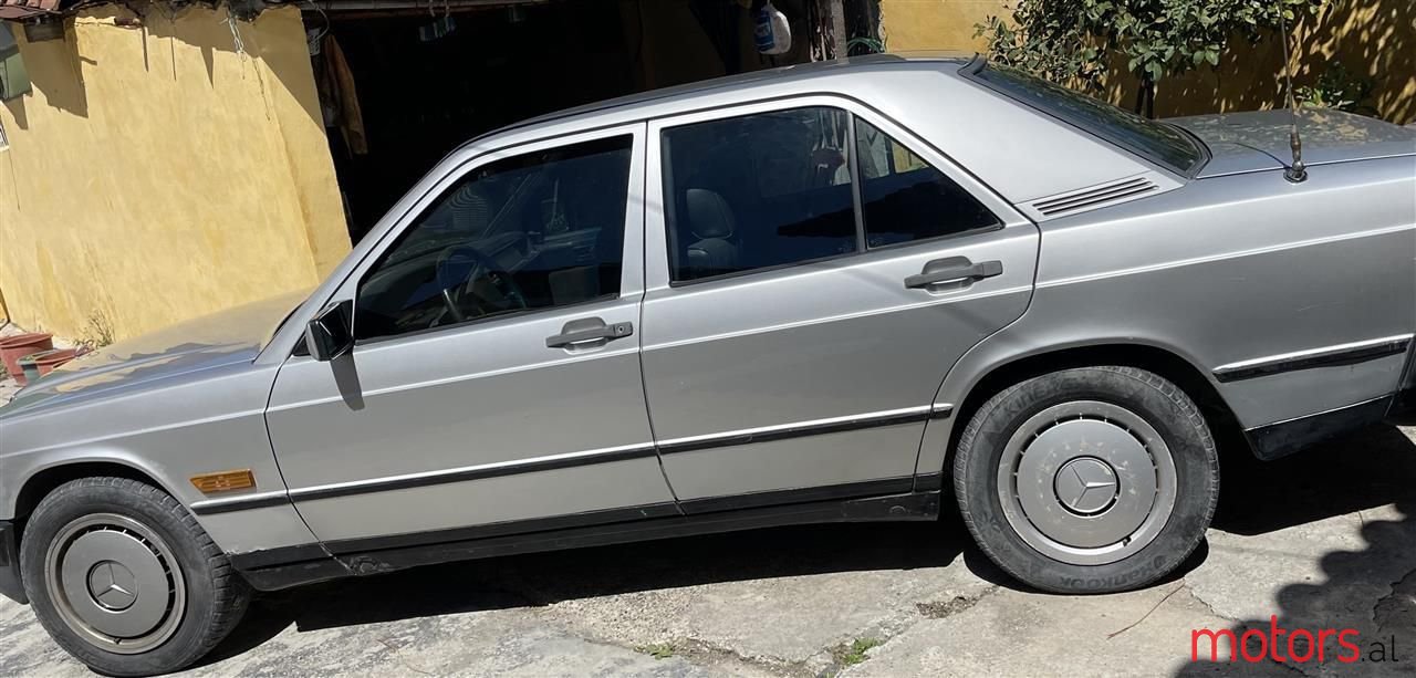 1985' Mercedes-Benz 190 photo #5