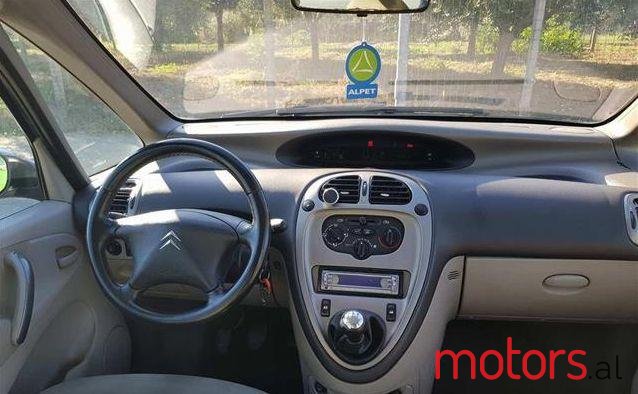 2006' Citroen Xsara Picasso photo #1
