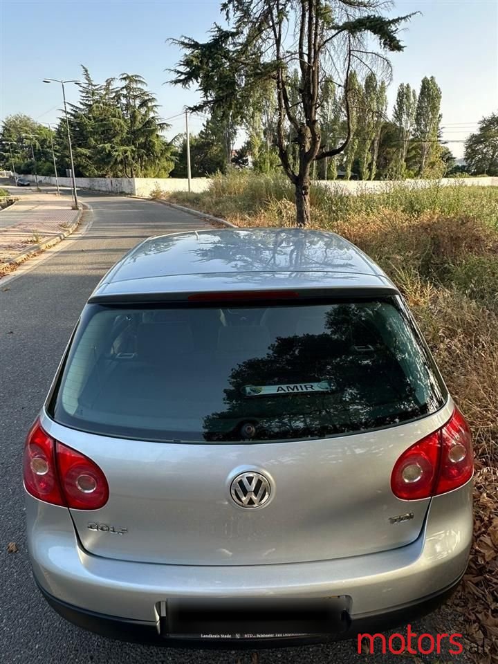 2005' Volkswagen Golf photo #5