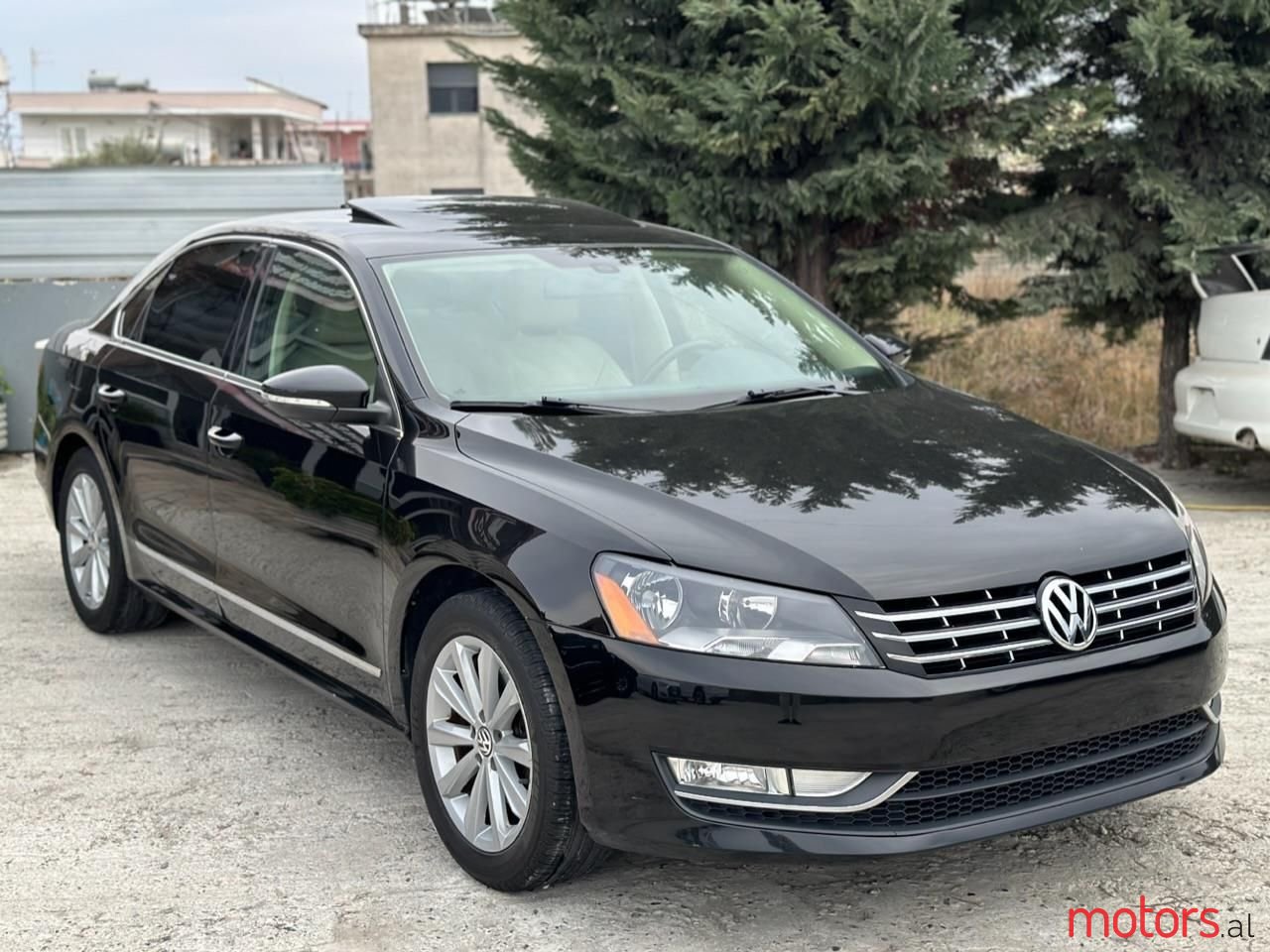 2012' Volkswagen Passat photo #2