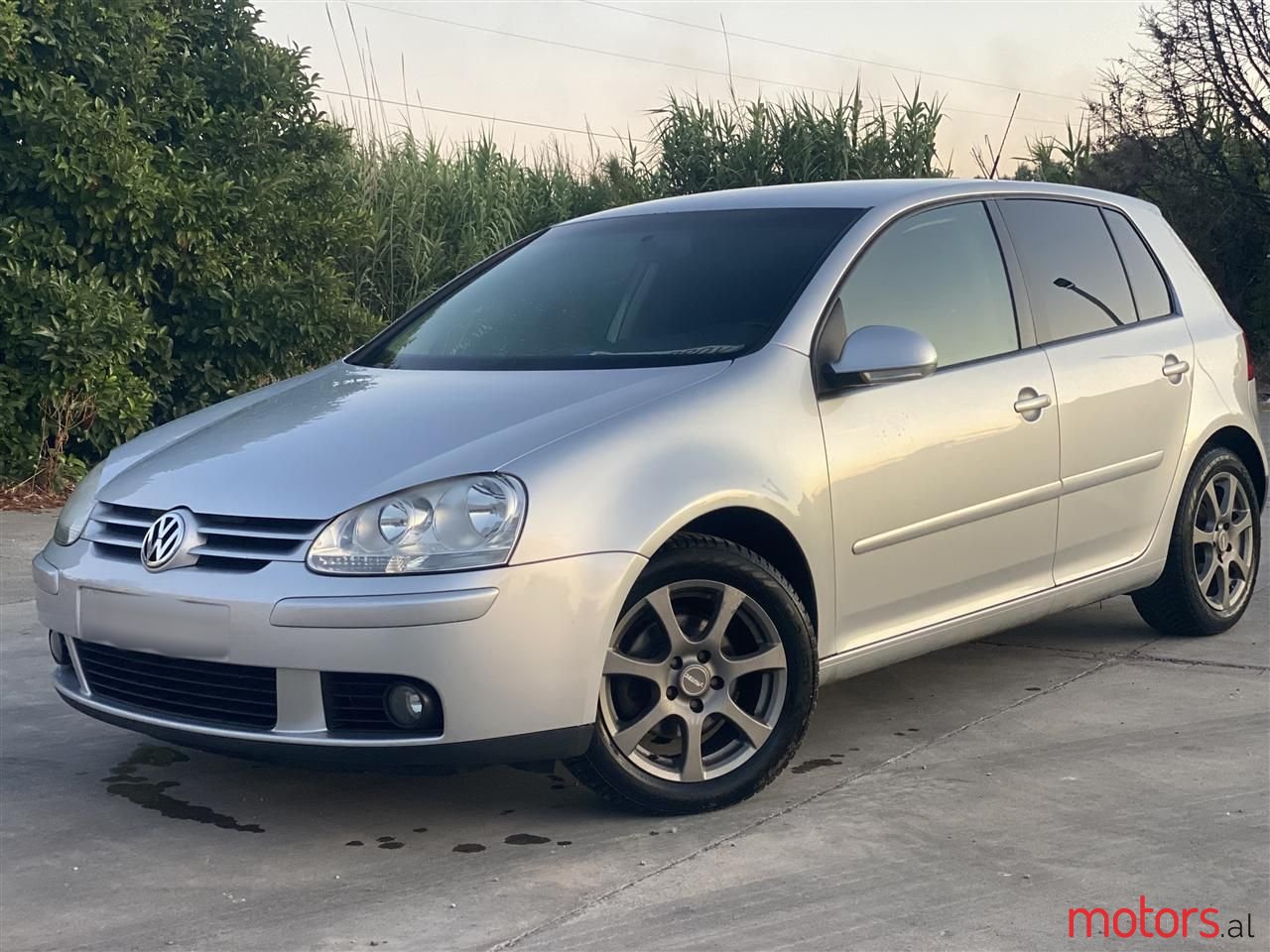 2007' Volkswagen Golf photo #1