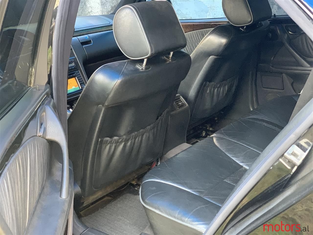 2001' Mercedes-Benz E 270 photo #5