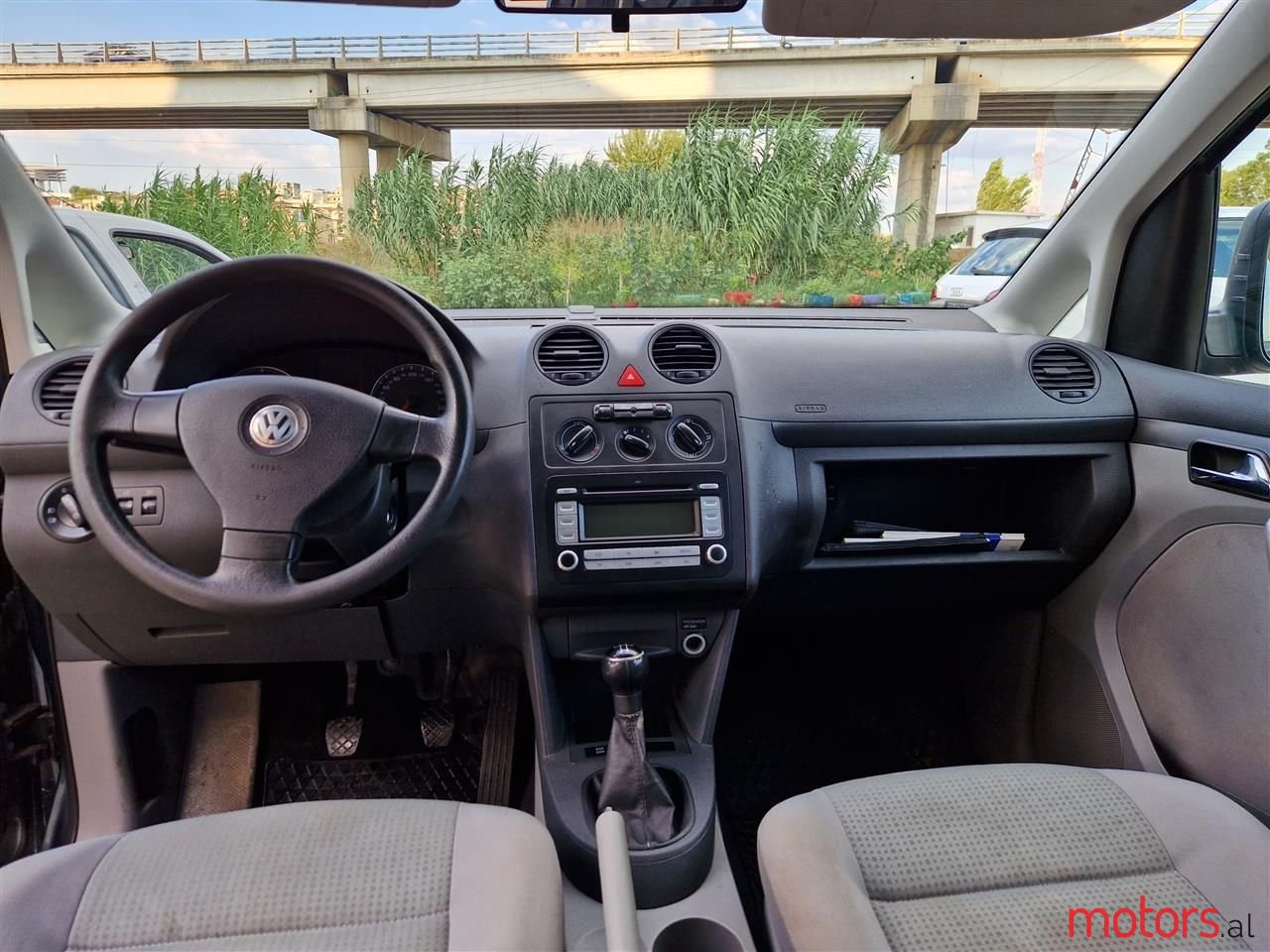 2008' Volkswagen Caddy photo #3