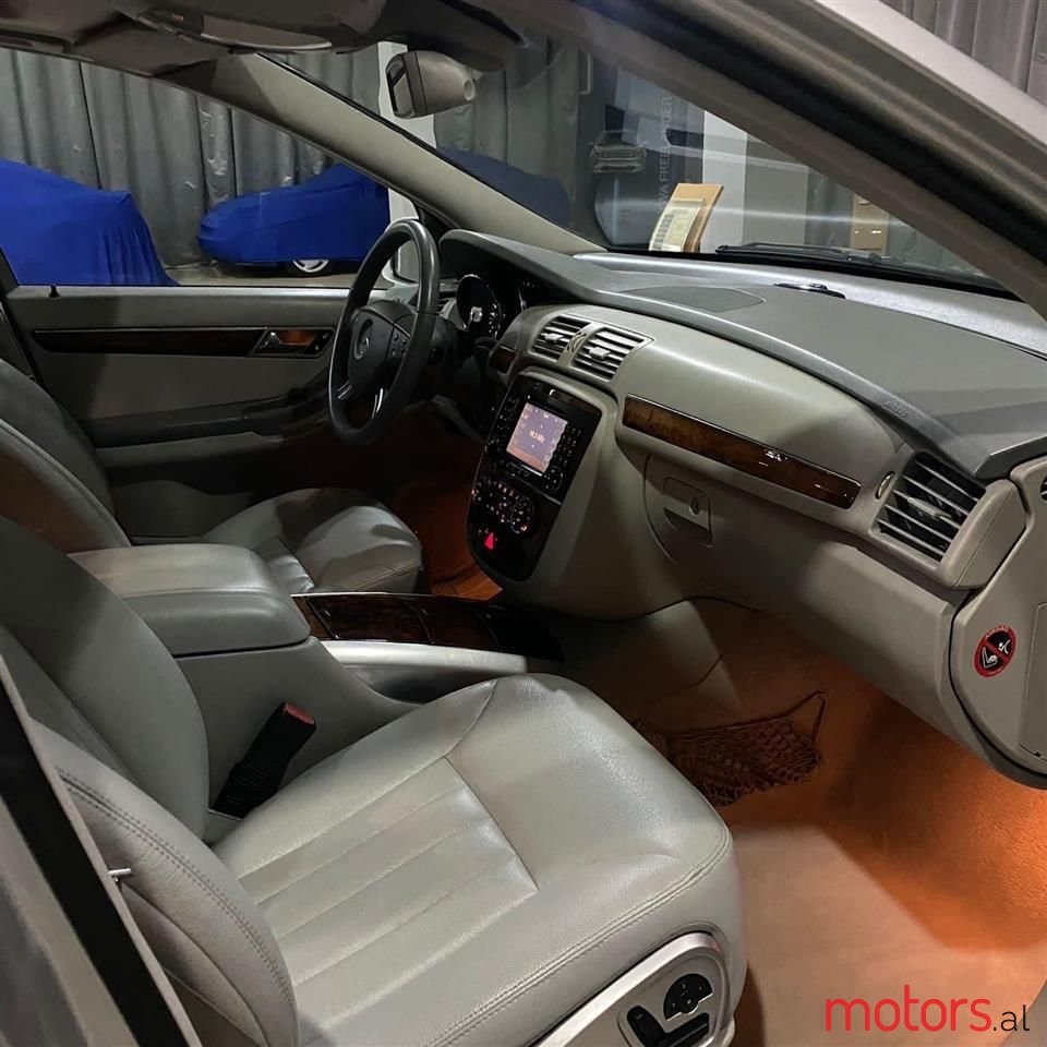 2006' Mercedes-Benz R 320 photo #6