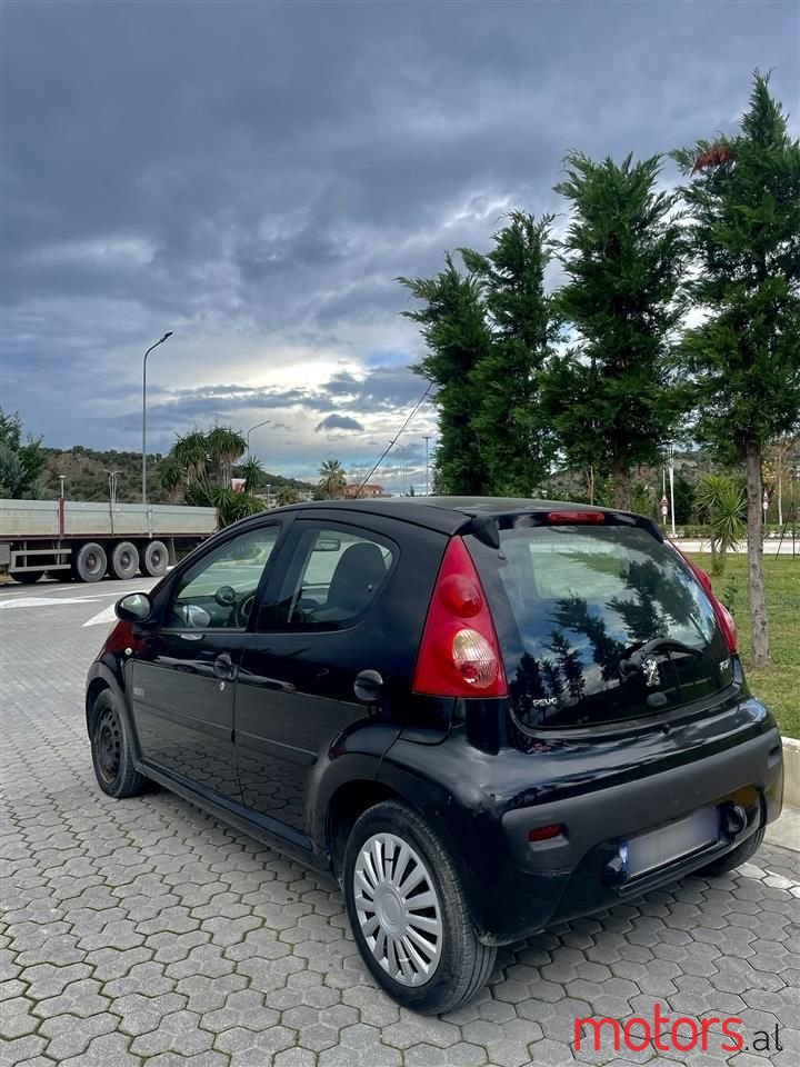 2008' Peugeot 107 photo #6