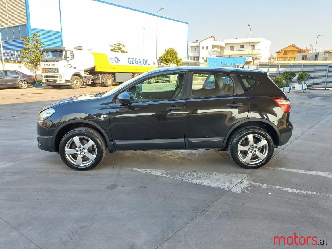 2014' Nissan Qashqai photo #3