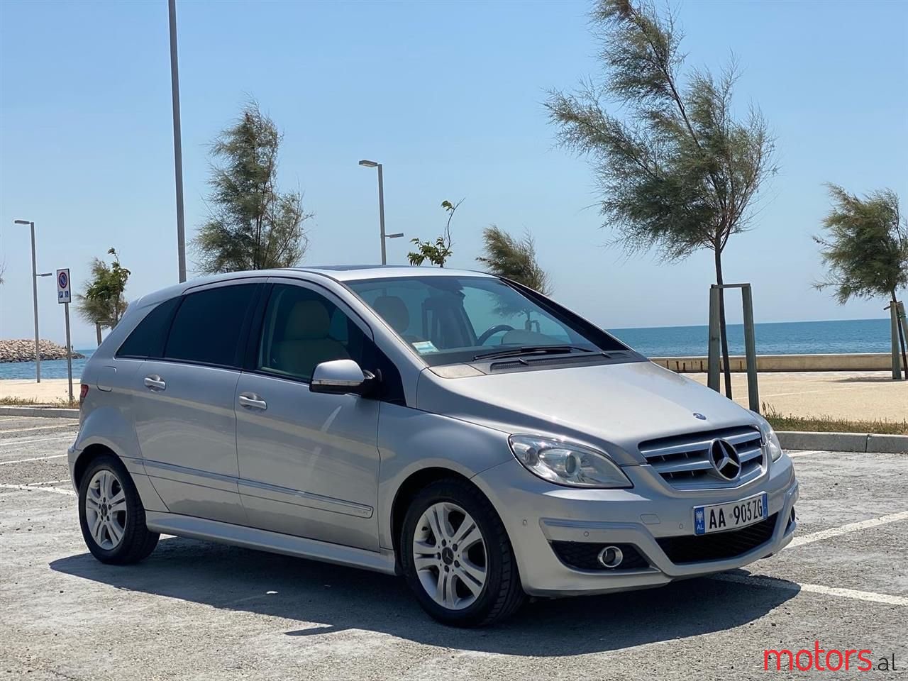 2008' Mercedes-Benz B 180 photo #6