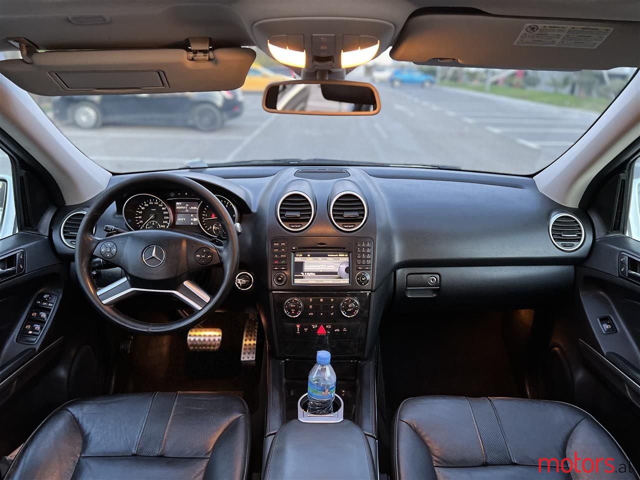 2010' Mercedes-Benz ML 350 photo #2