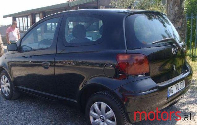 2003' Toyota Yaris photo #1
