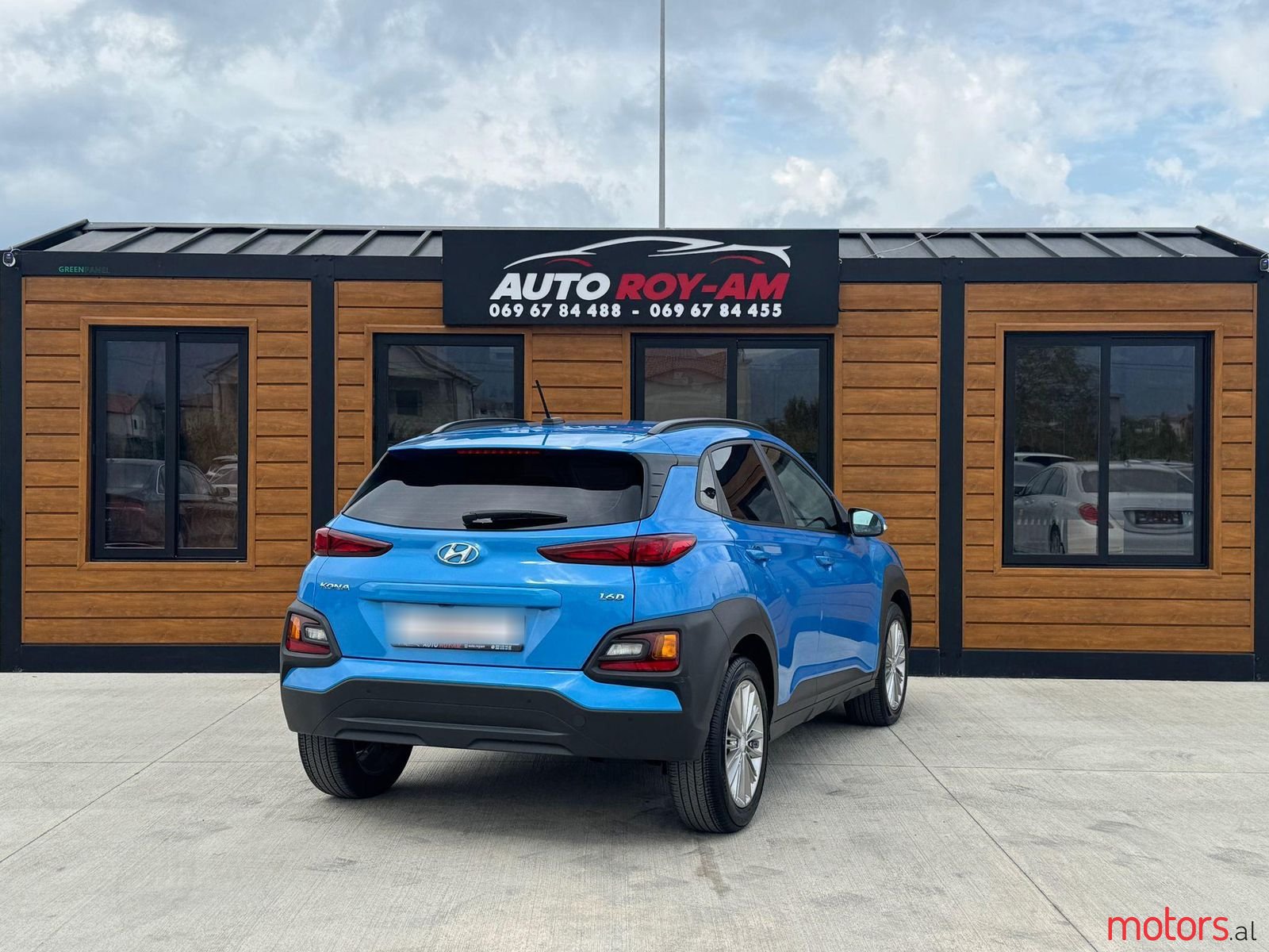 2018' Hyundai Kona photo #2