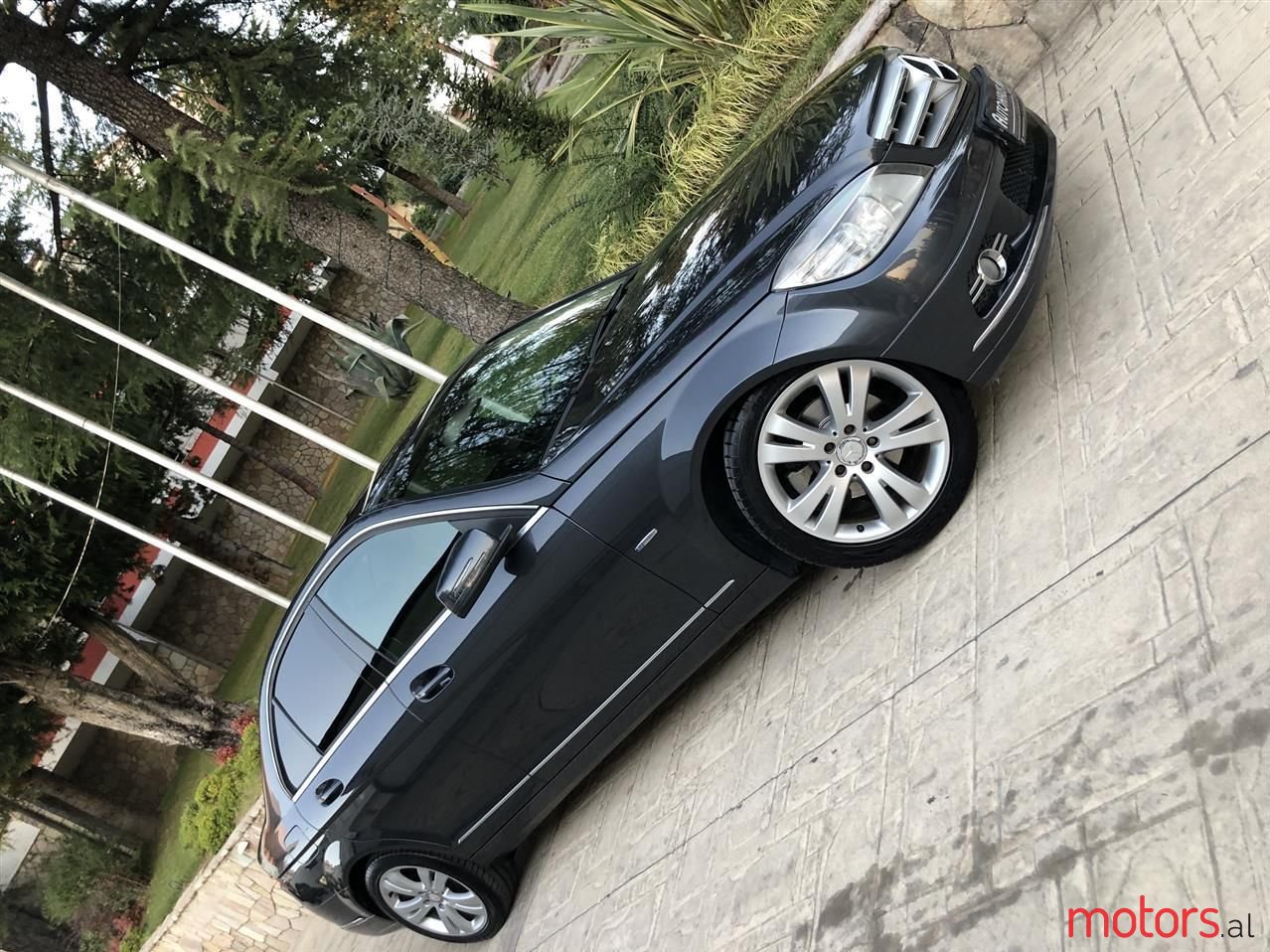 2010' Mercedes-Benz C 220 photo #1