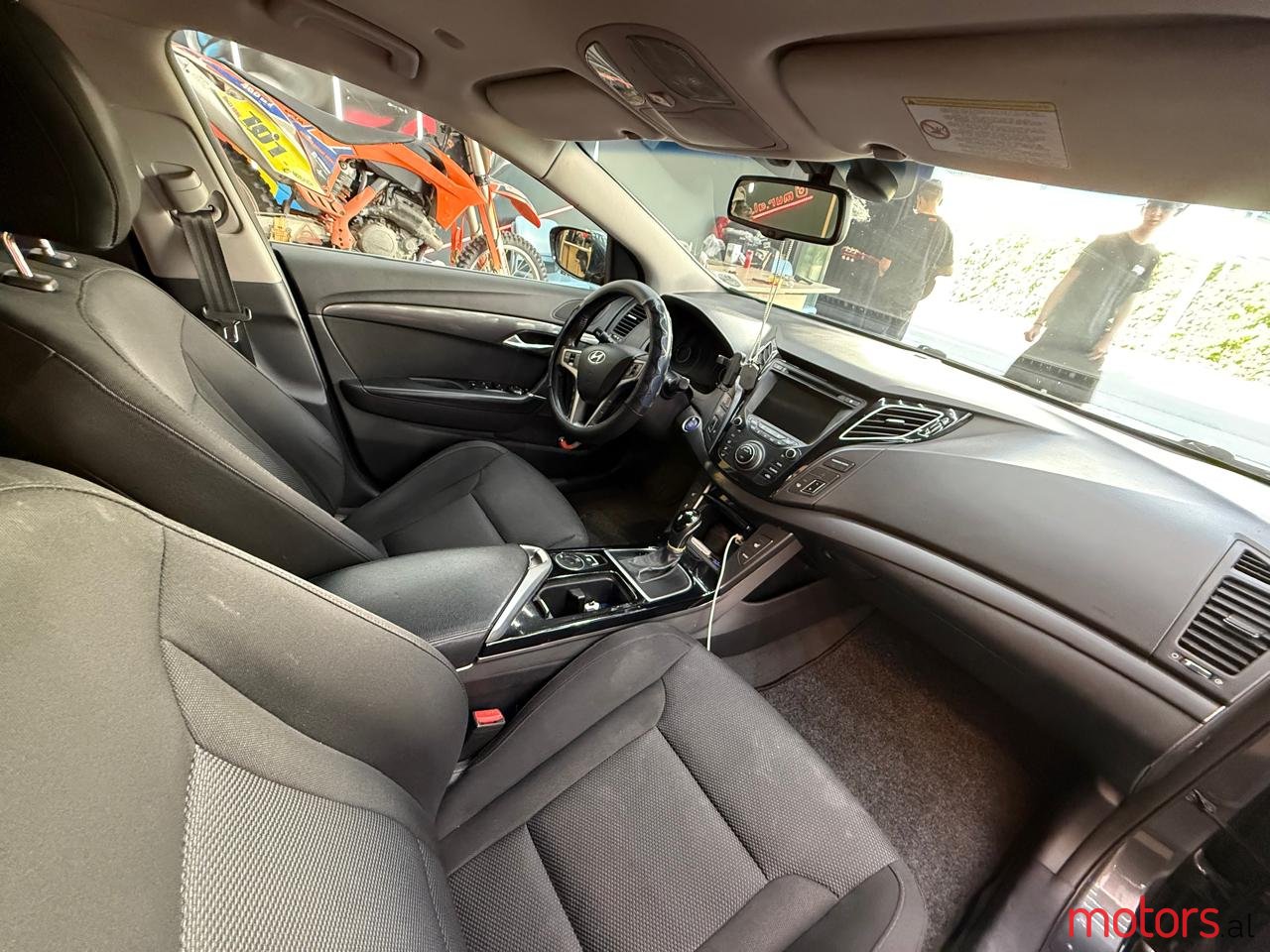 2012' Hyundai i40 photo #6