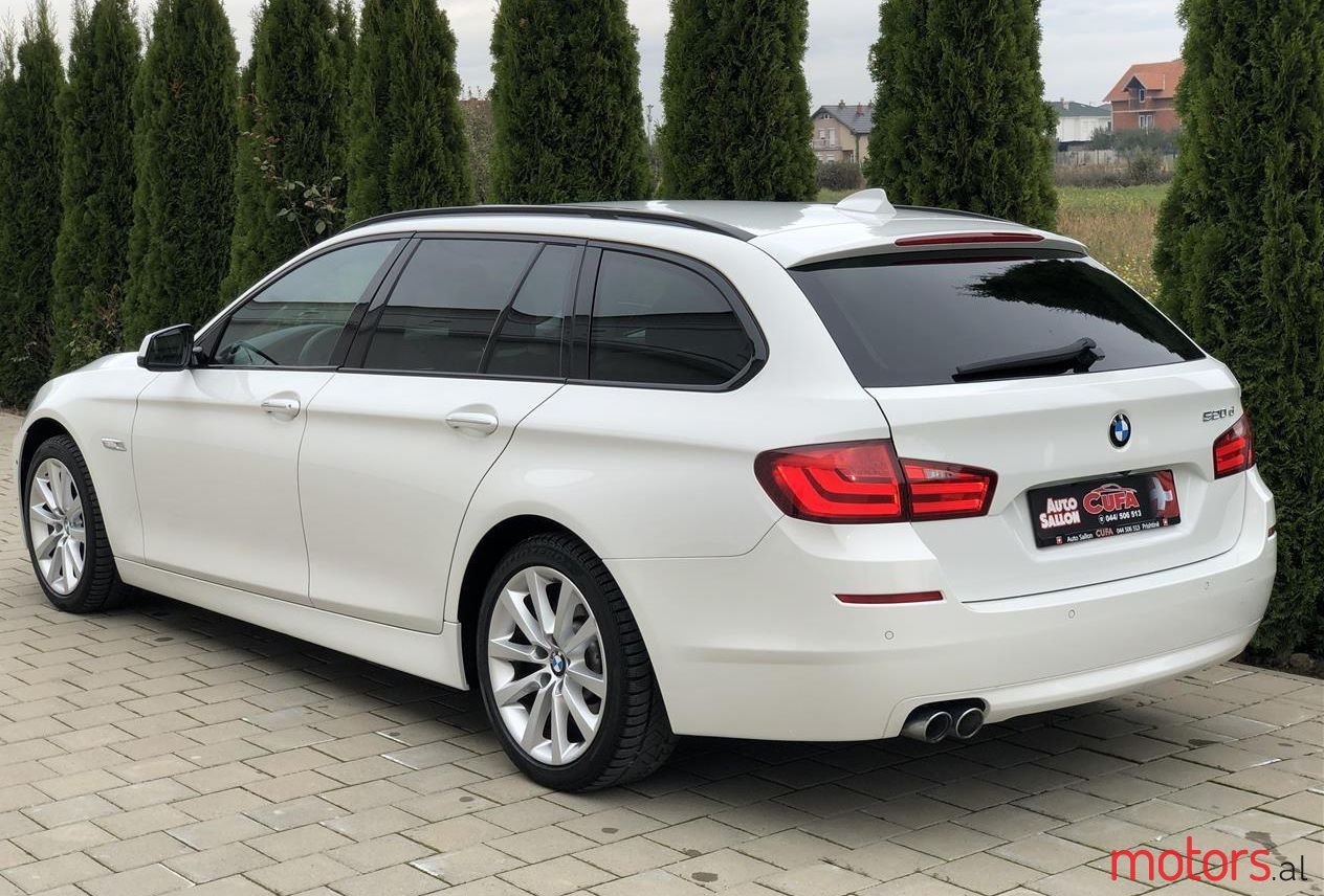 2013' BMW 520 photo #2