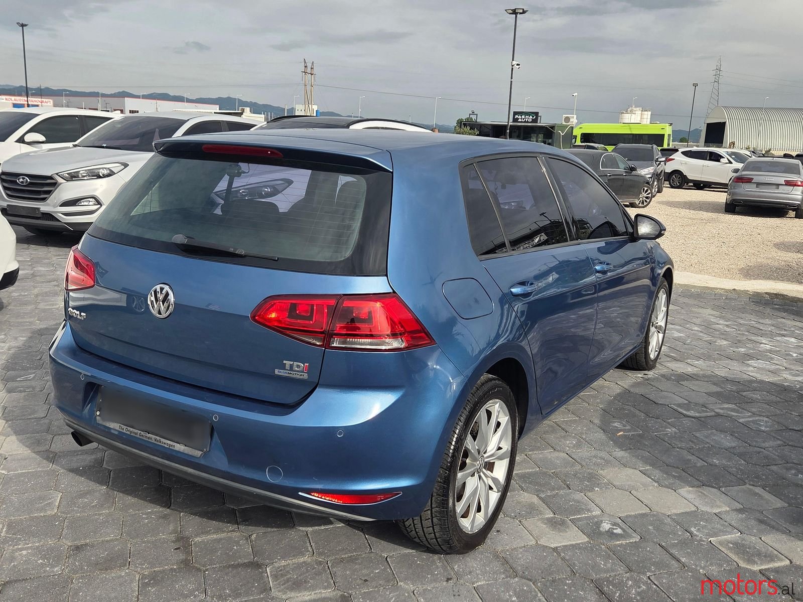 2014' Volkswagen Golf photo #3