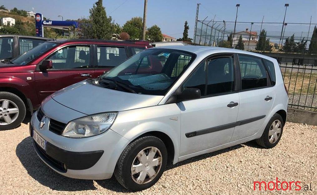 2005' Renault Megane photo #1