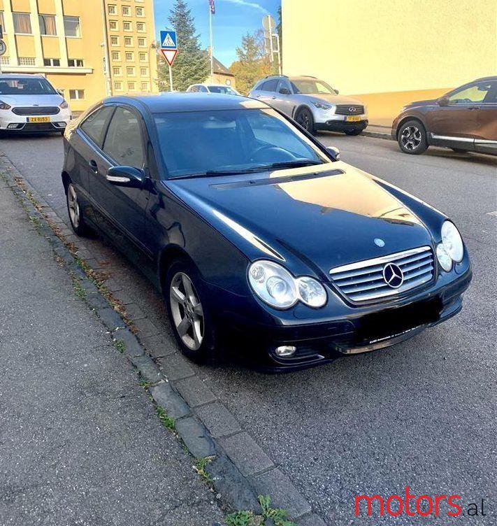 2008' Mercedes-Benz C 220 photo #1