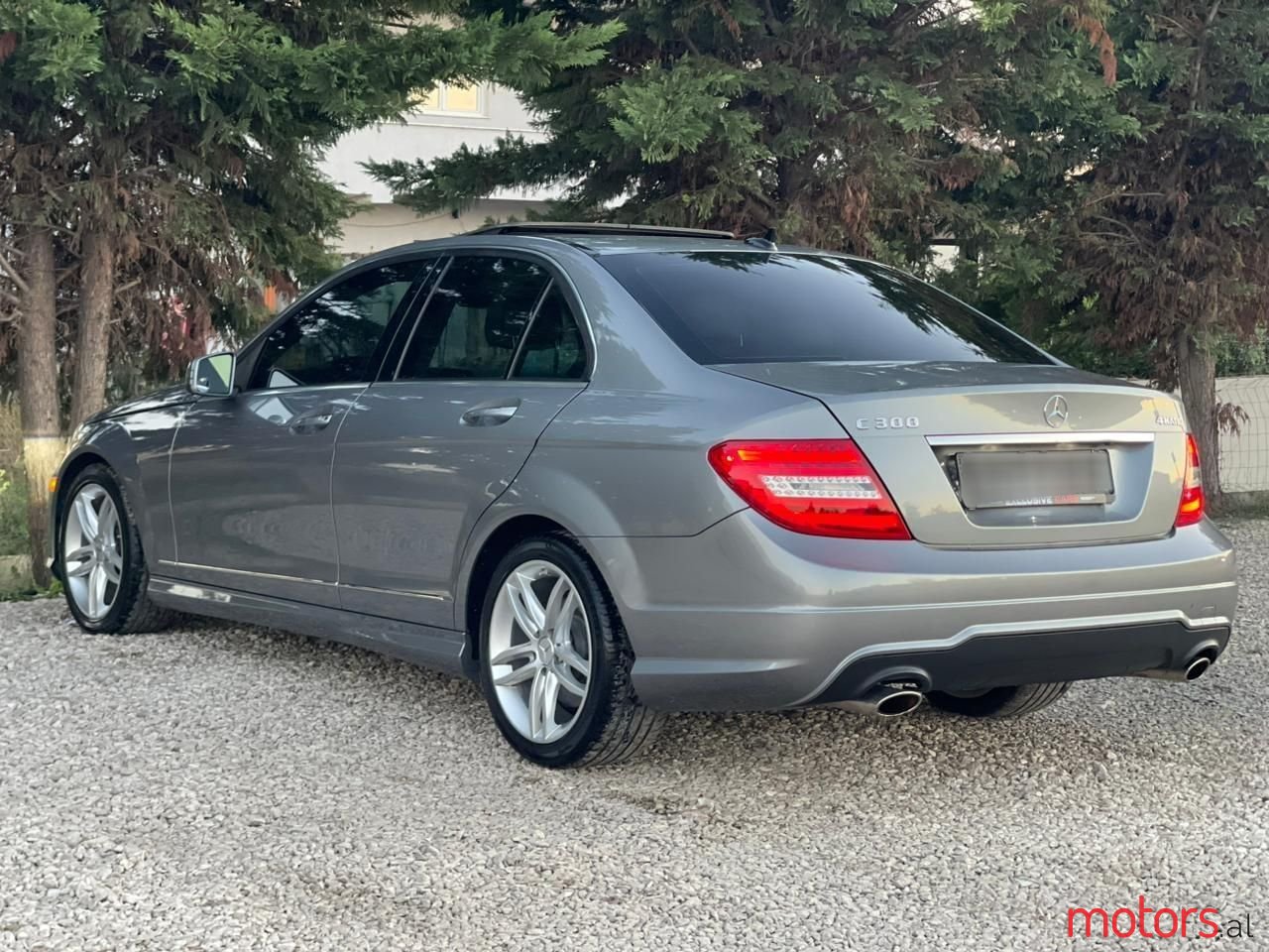 2012' Mercedes-Benz C 300 photo #5