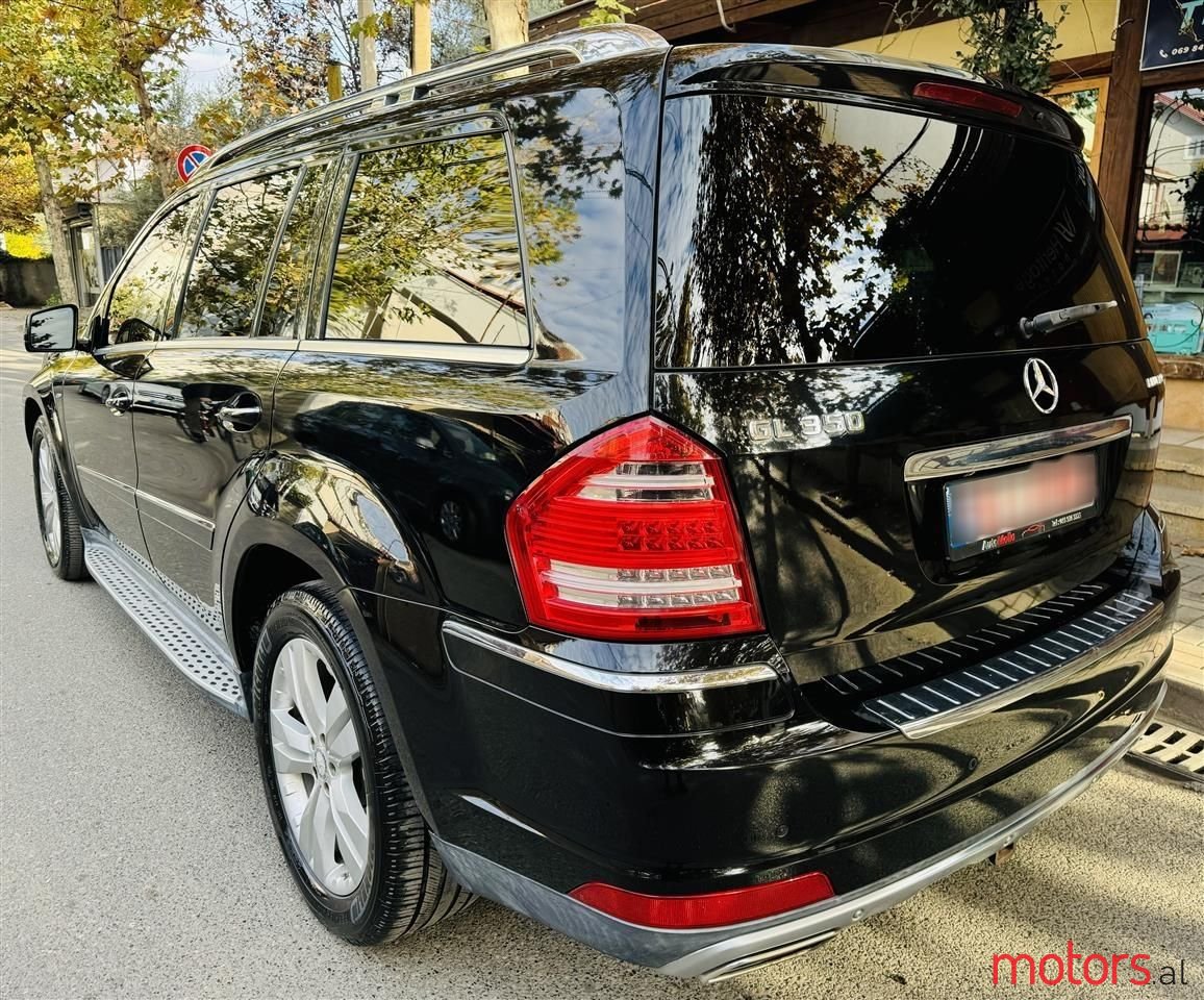 2011' Mercedes-Benz GL 350 photo #2