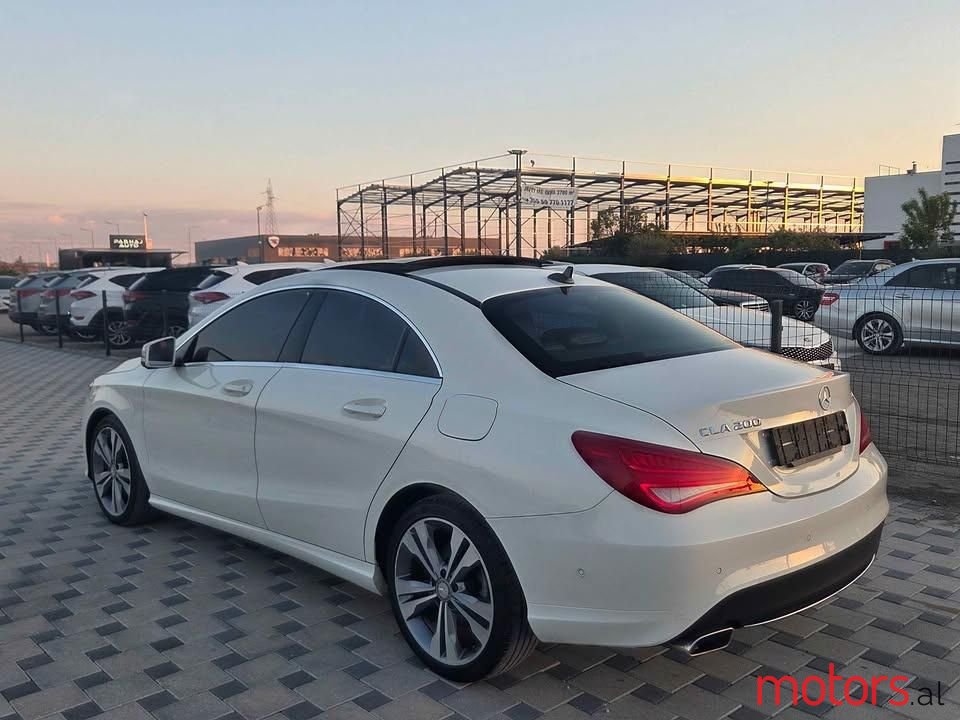2015' Mercedes-Benz CLA 200 photo #3