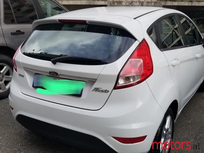 2014' Ford Fiesta photo #5