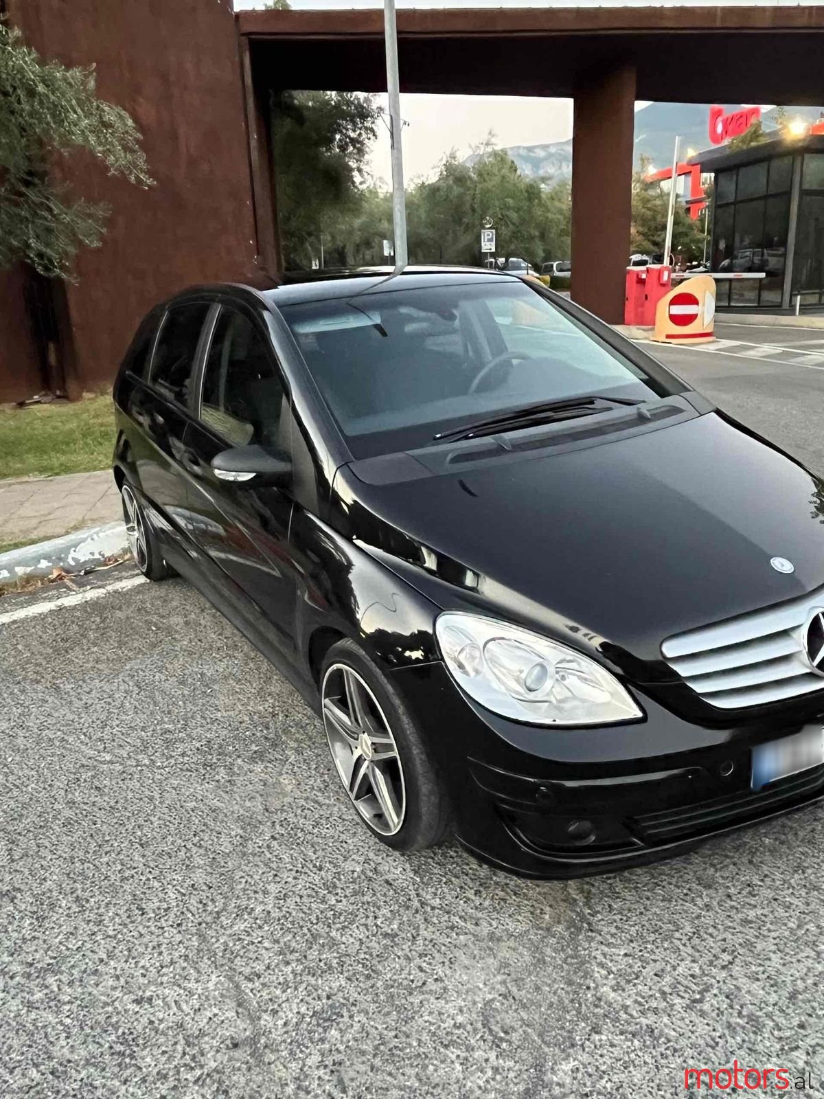 2007' Mercedes-Benz B 180 photo #3