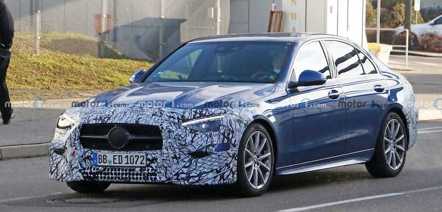2022 Mercedes C-Class Spied Looking Ready For World Premiere