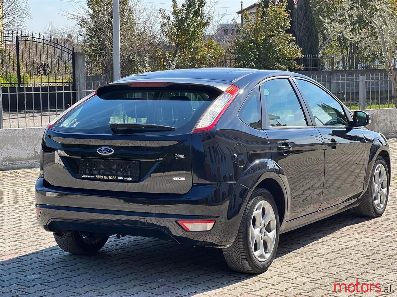 2009' Ford Focus photo #3