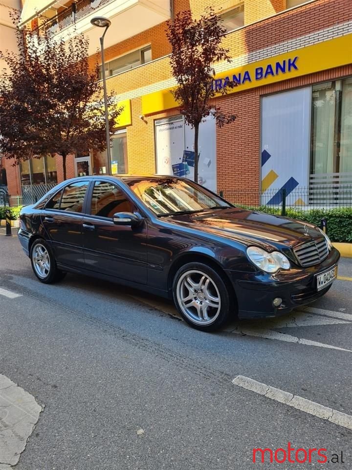 2004' Mercedes-Benz 200 photo #5