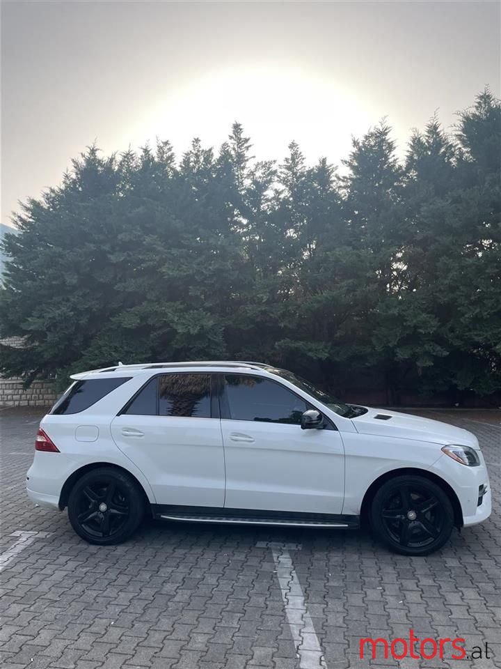 2015' Mercedes-Benz 350 photo #5