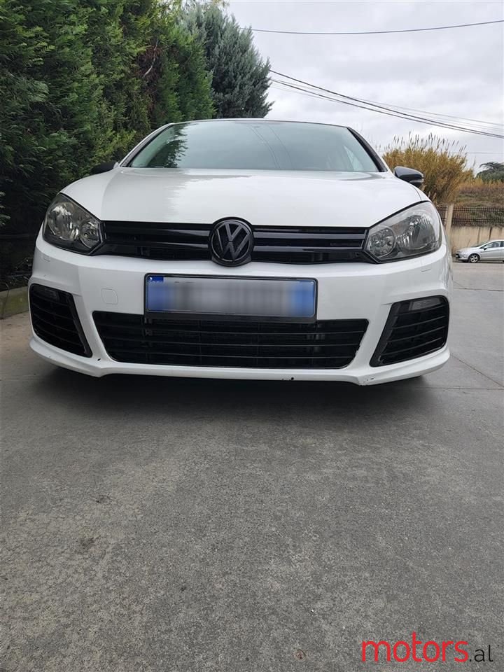 2011' Volkswagen Golf photo #6