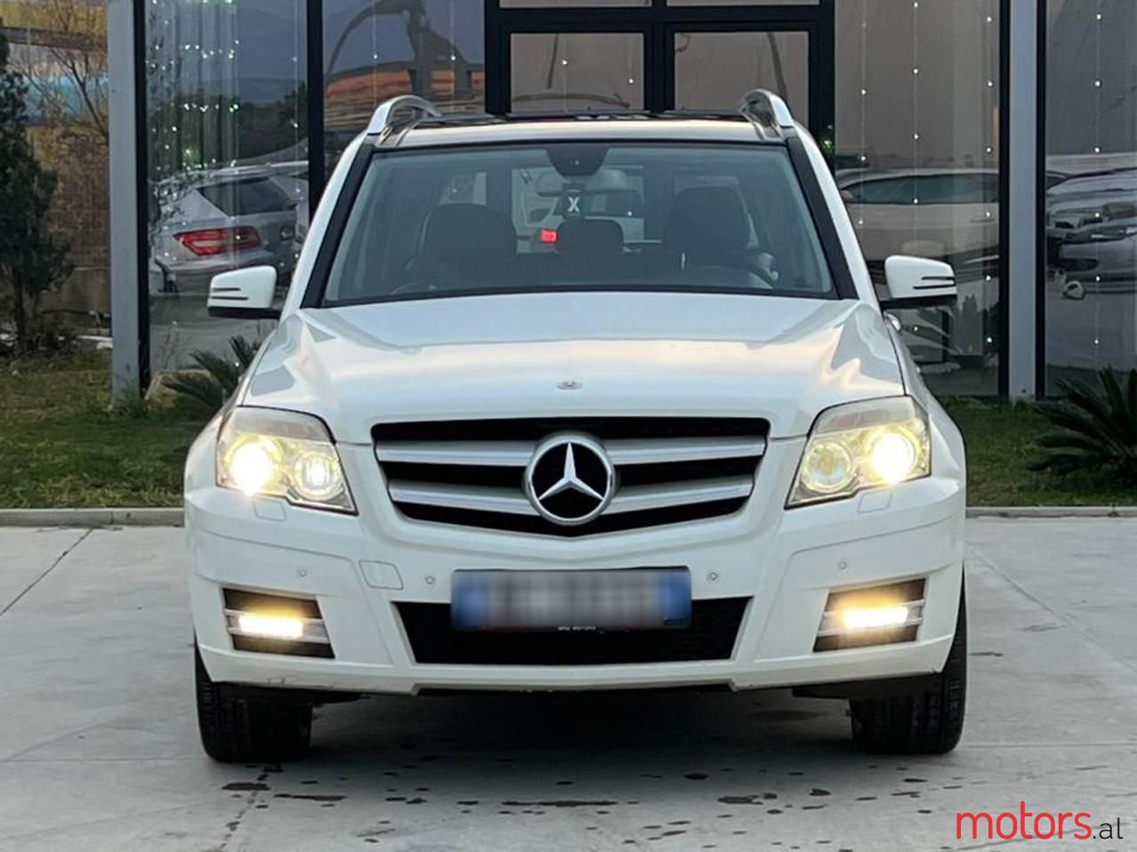 2010' Mercedes-Benz GLK 220 photo #5