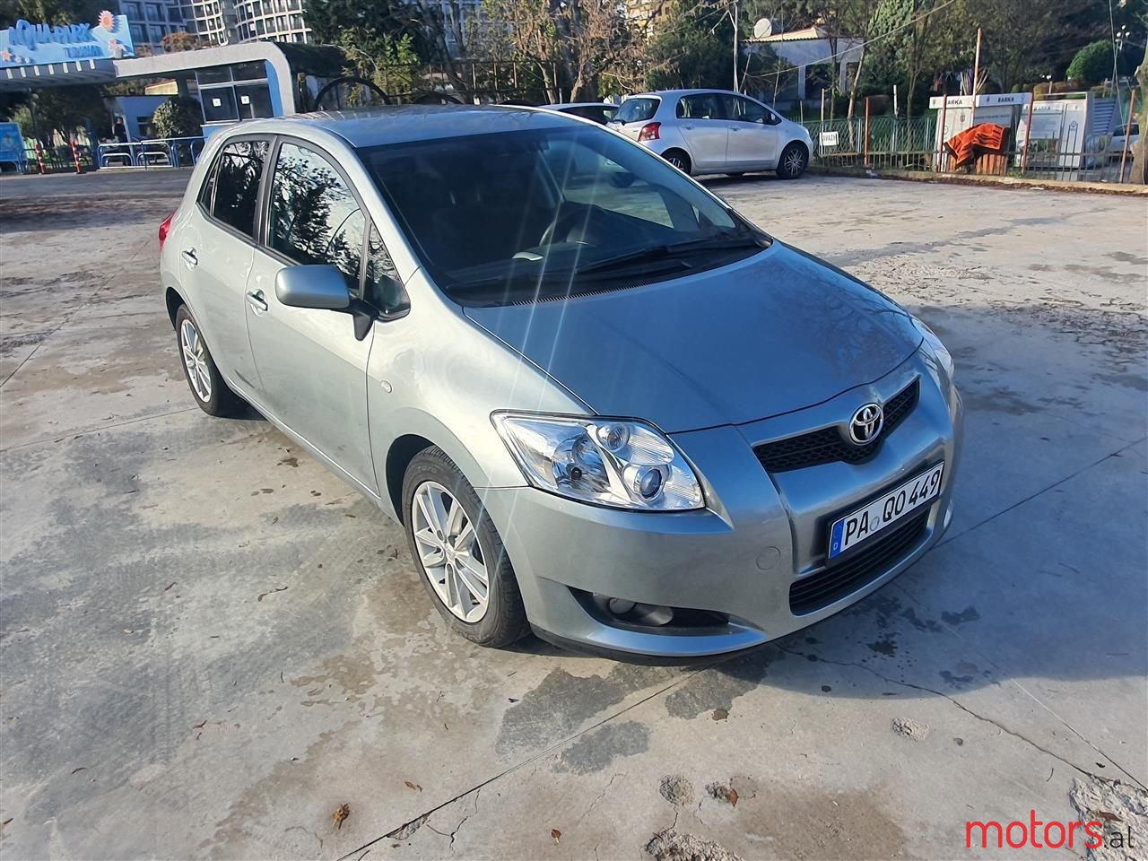 2010' Toyota Auris photo #1