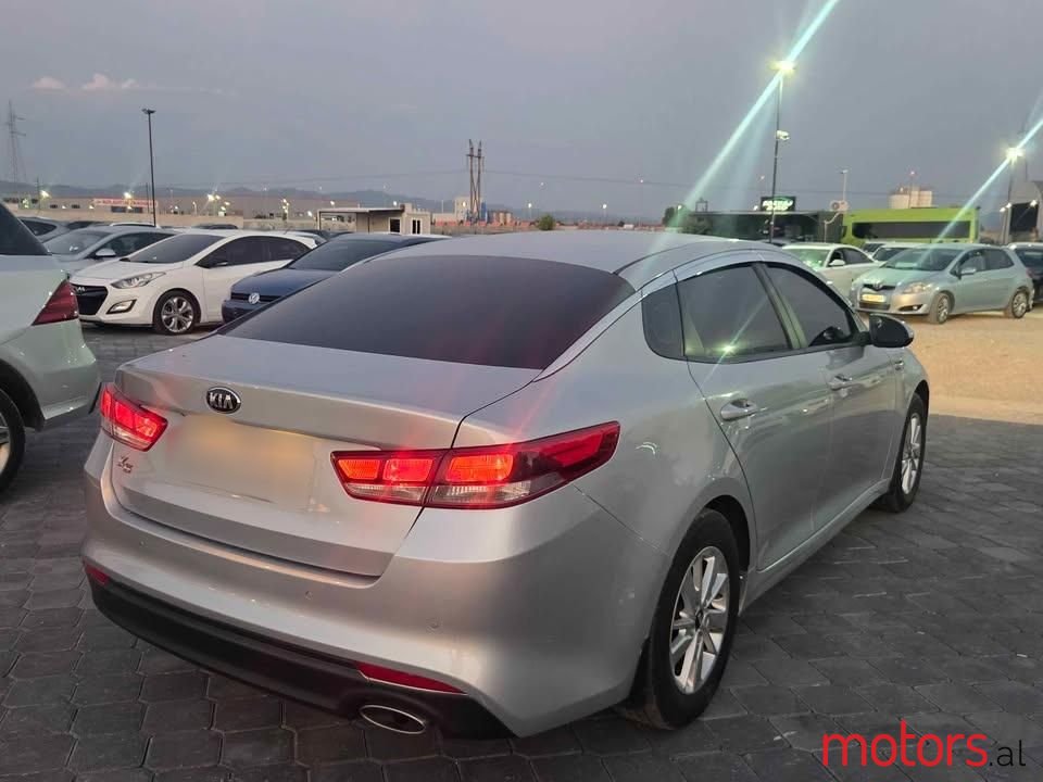 2016' Kia K5 photo #4