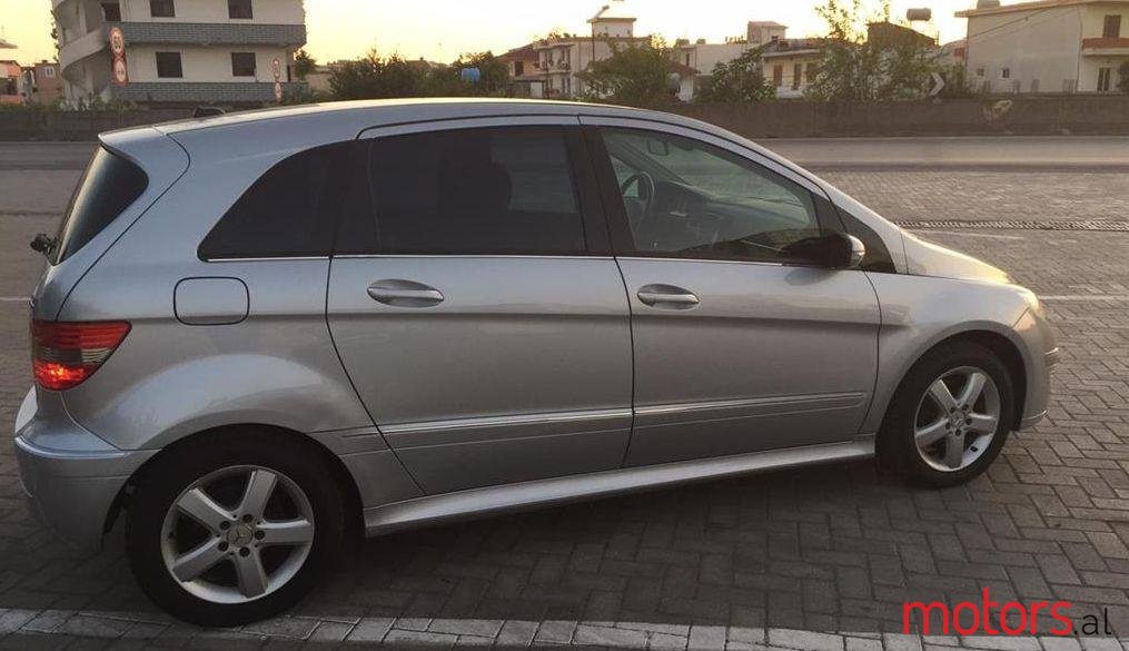 2005' Mercedes-Benz B 200 photo #2