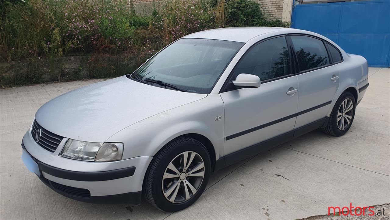 1999' Volkswagen Passat photo #6