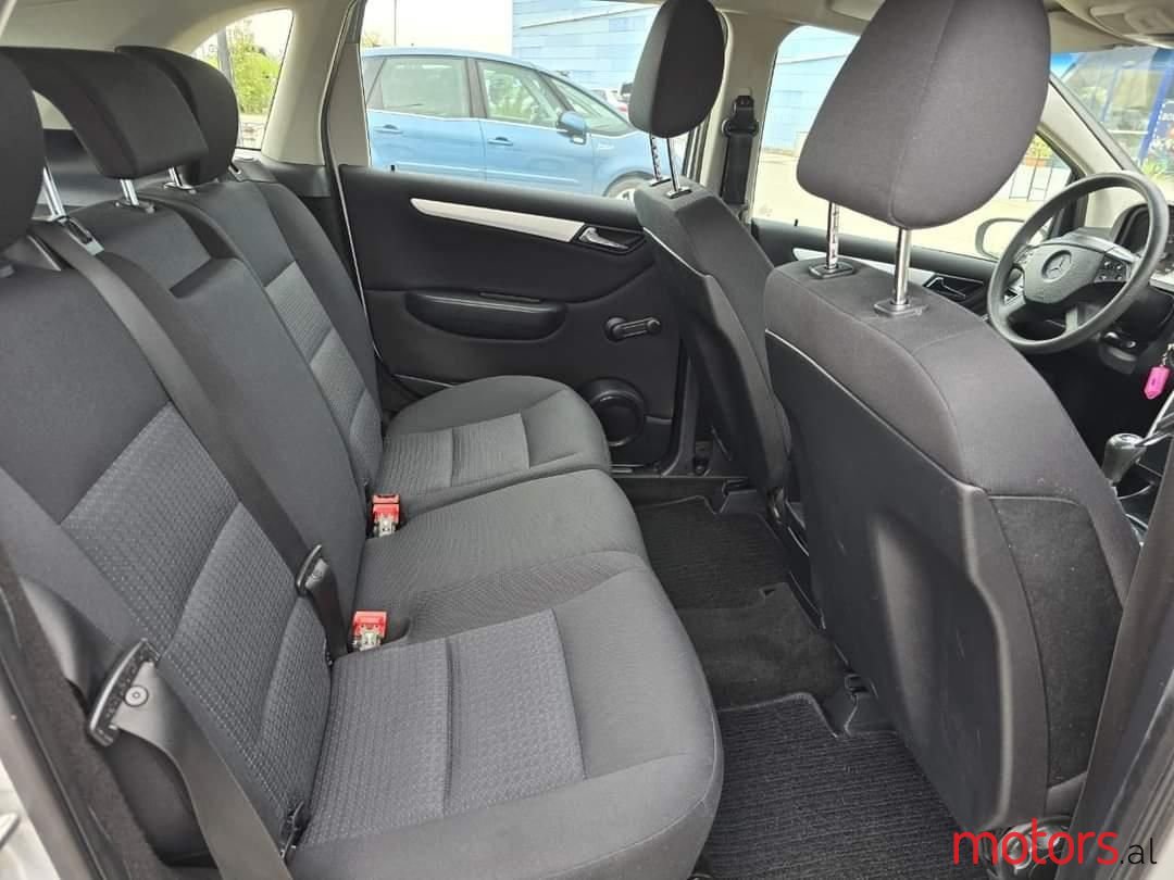 2008' Mercedes-Benz B 180 photo #4