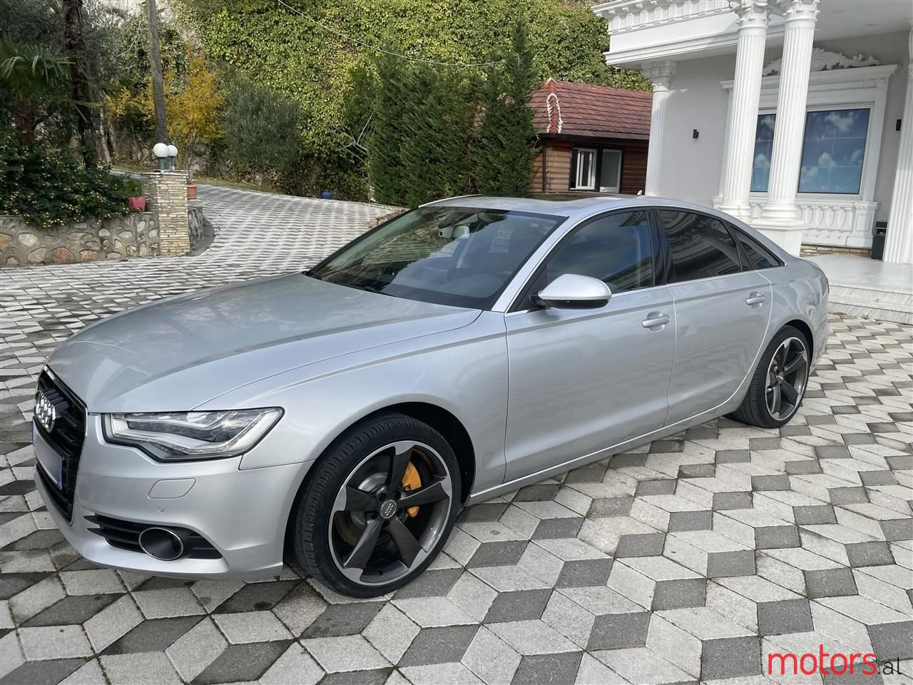 2013' Audi A6 photo #2