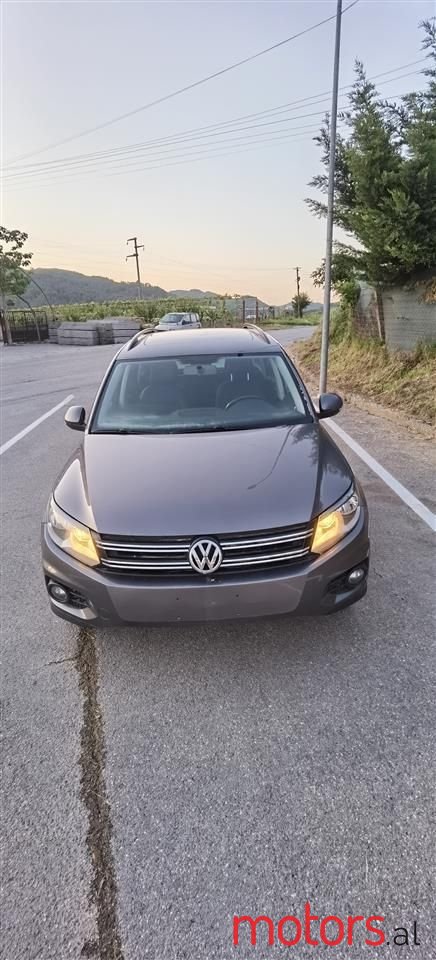 2013' Volkswagen Tiguan photo #2