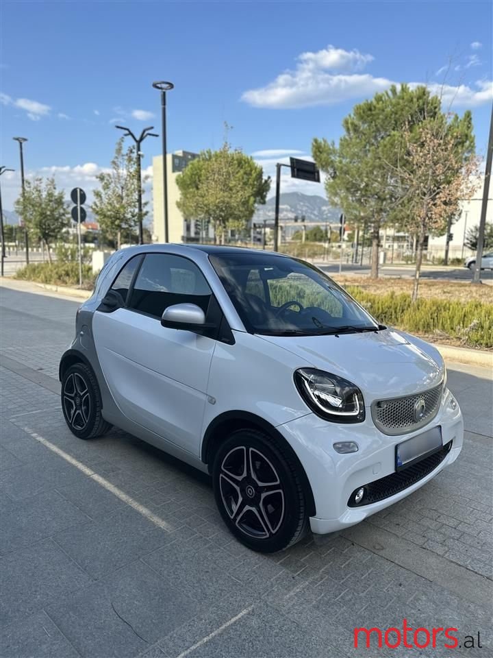 2016' Smart Fortwo photo #1