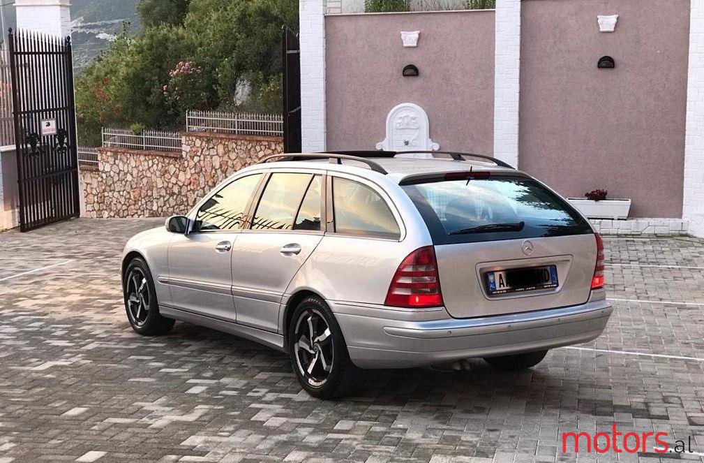 2006' Mercedes-Benz C 220 photo #1