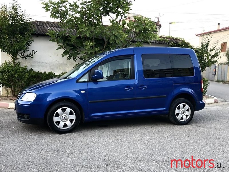 2008' Volkswagen Caddy photo #3