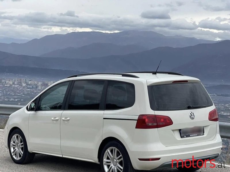 2014' Volkswagen Sharan photo #6